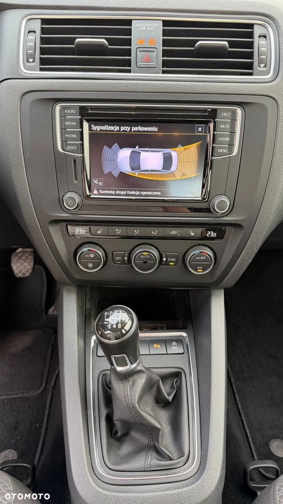 Volkswagen Jetta 2.0 TDI DPF BMT Comfortline - 14