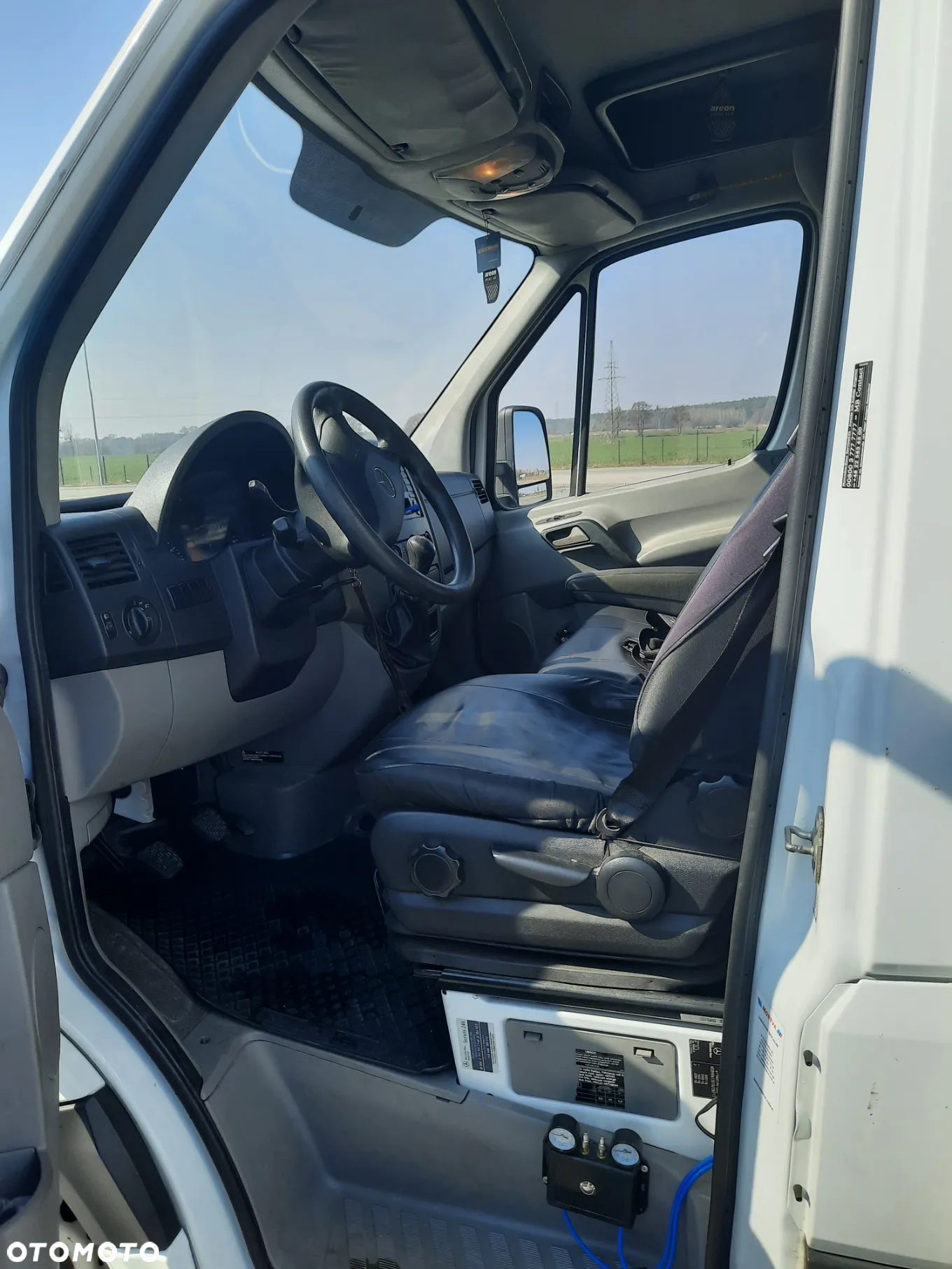 Mercedes-Benz Sprinter - 5