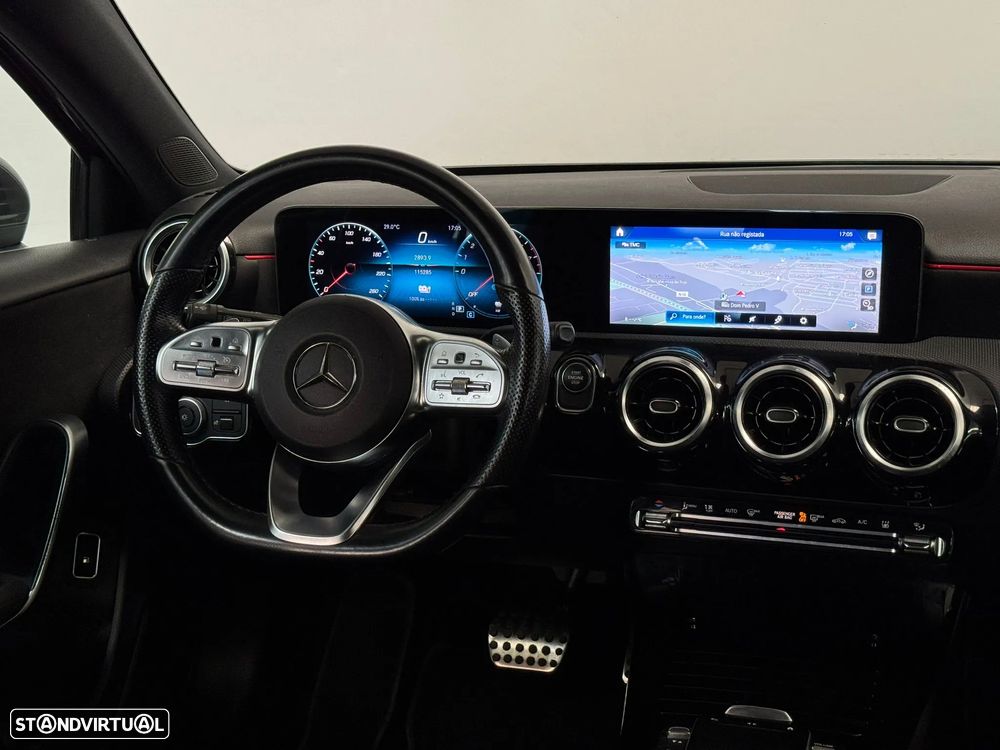 Mercedes-Benz A 250 e AMG Line - 27