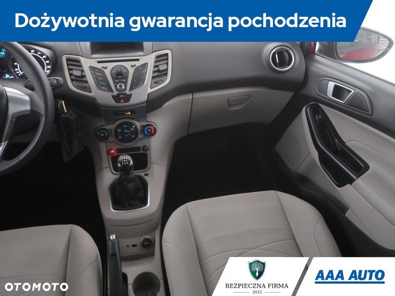 Ford Fiesta - 10