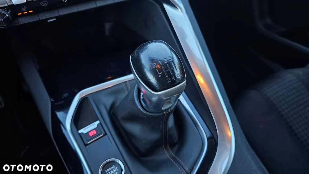 Peugeot 5008 - 19