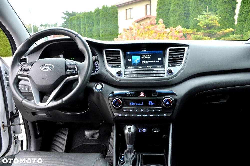 Hyundai Tucson 2.0 CRDi 4WD Automatik Passion Plus - 26