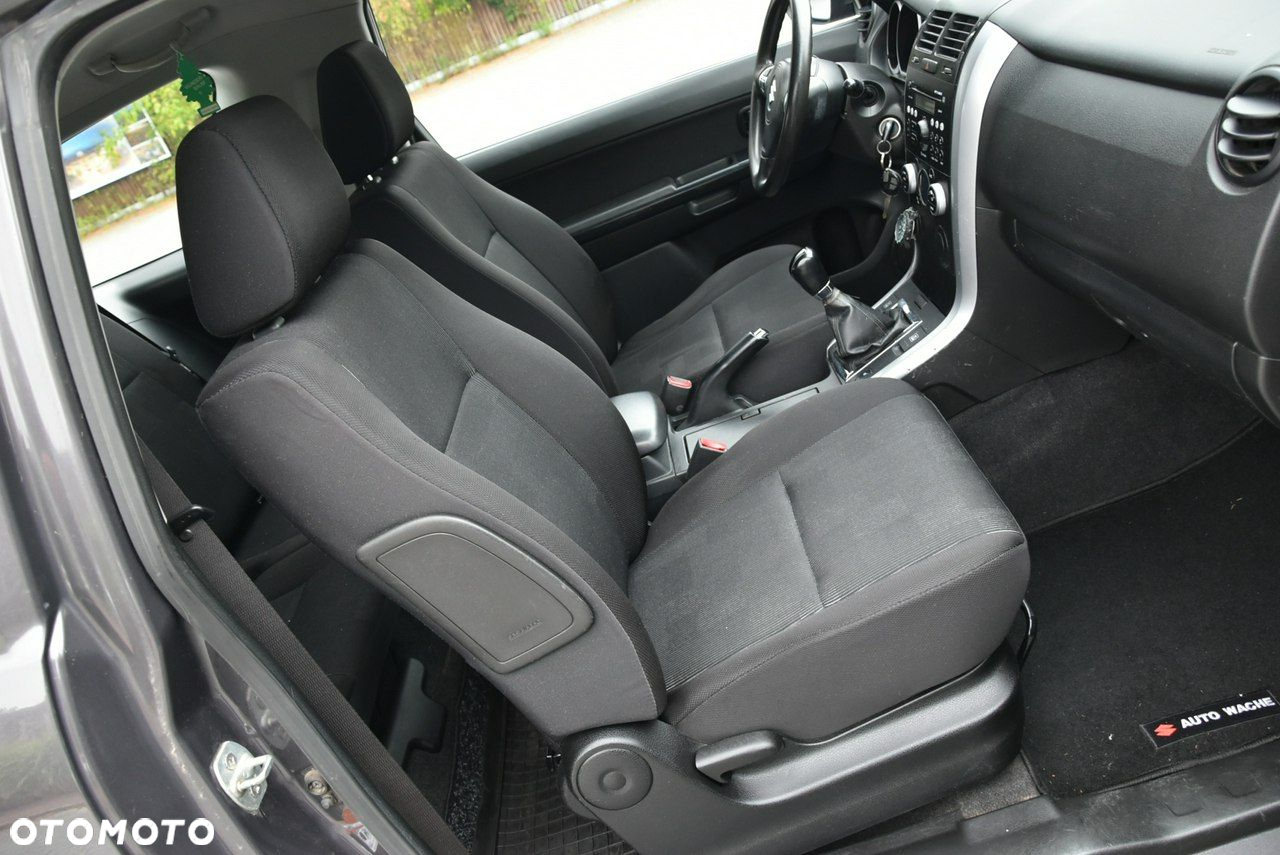 Suzuki Grand Vitara 1.6 - 11