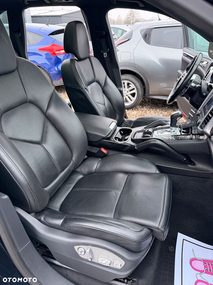 Porsche Cayenne Platinum Edition - 8