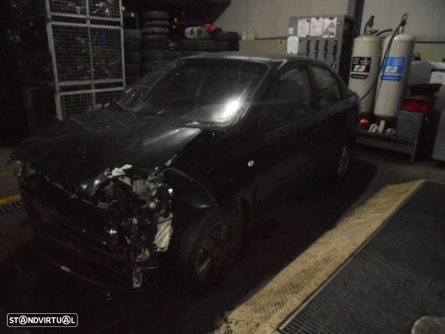 Carro MOT: F14D3 CXVEL: KO CHEVROLET AVEO 2006 1.4 94CV 4P PRETO GASOLINA - 1