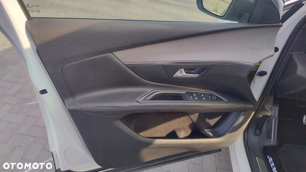 Peugeot 3008 2.0 BlueHDi GT S&S EAT6 - 10