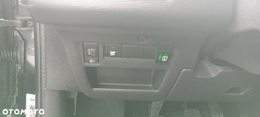 Citroën C4 1.4 16V VTR - 23