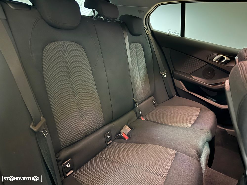 BMW 116 d Aut. Sport Line - 16