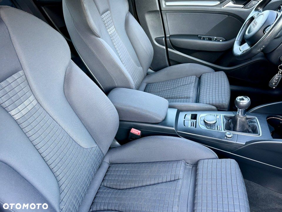 Audi A3 Sportback 1.4 TFSI Attraction - 31