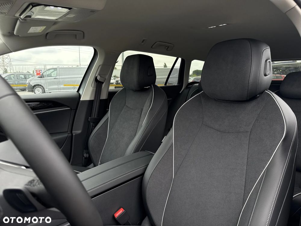 Volkswagen Passat 1.4 TSI Plug-In Hybrid GTE DSG - 12