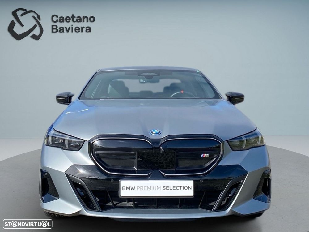 BMW i5 M60 xDrive Pack Desportivo M Pro - 32