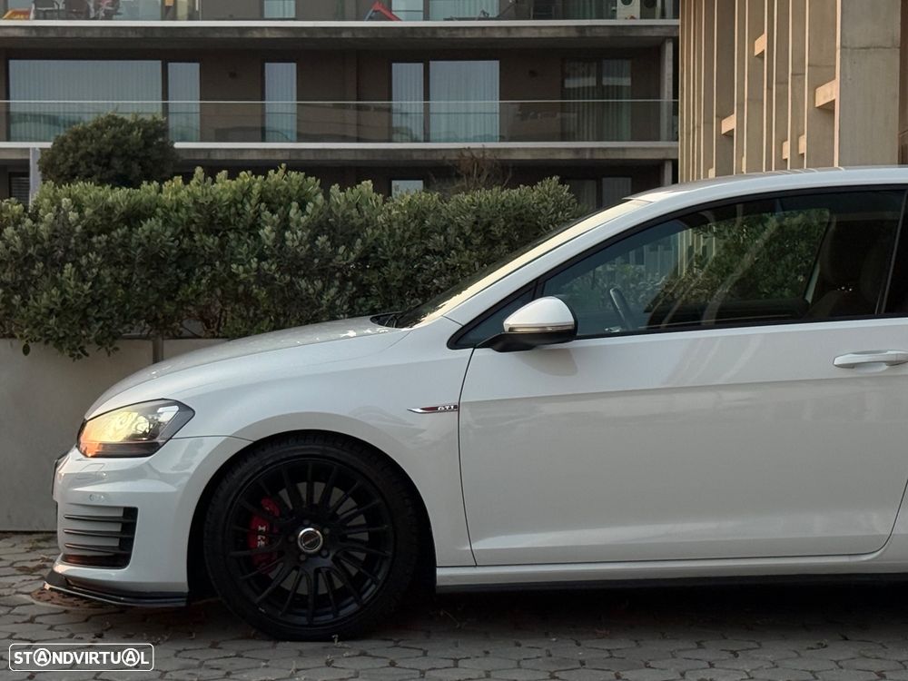 VW Golf GTI Performance BlueMotion DSG - 6