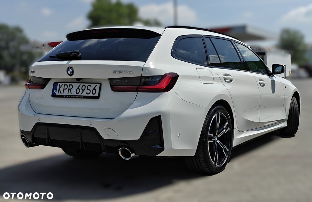 BMW Seria 3 320d xDrive mHEV M Sport - 32