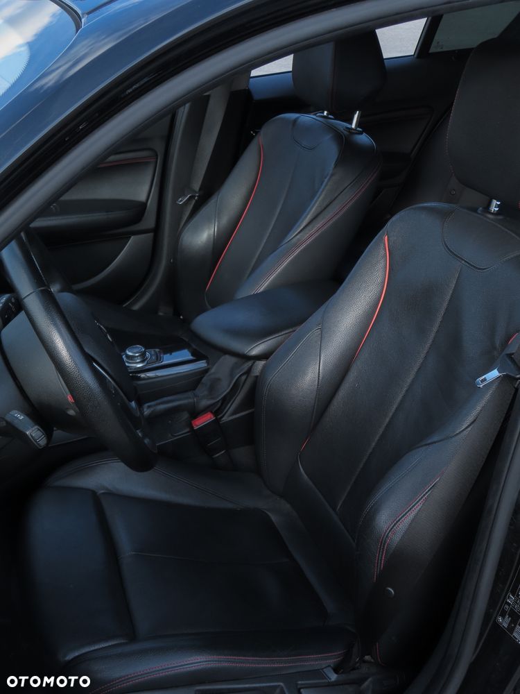 BMW Seria 1 120d Sport Line - 11