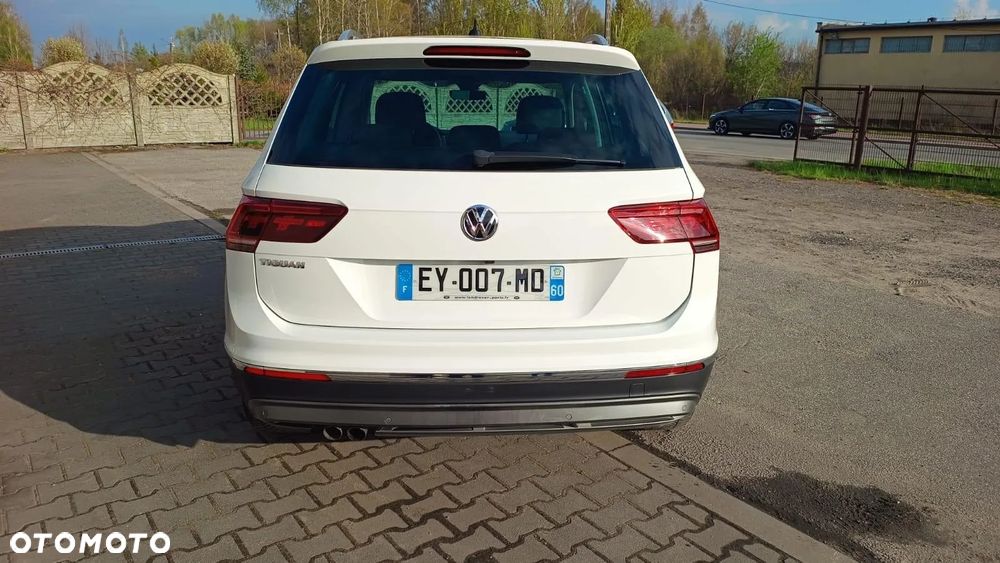 Volkswagen Tiguan - 5