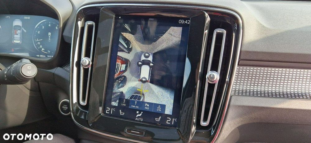 Volvo XC 40 - 23