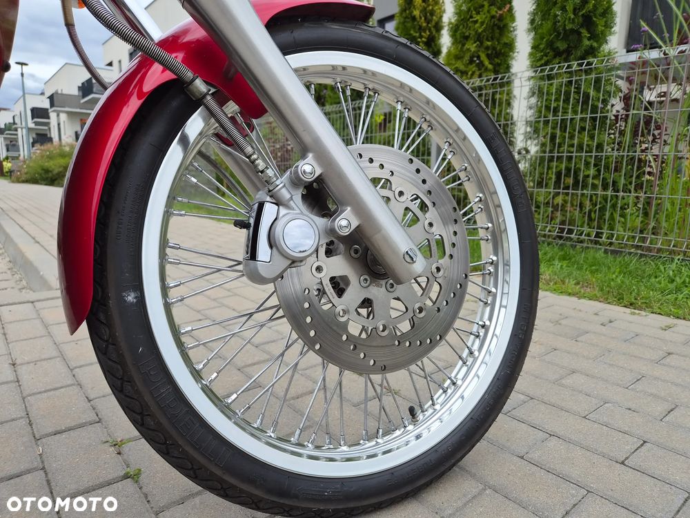Suzuki Intruder - 23
