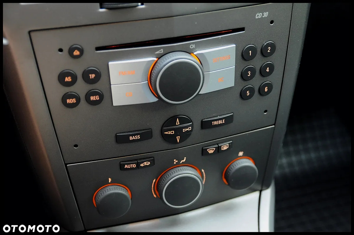 Opel Astra - 6