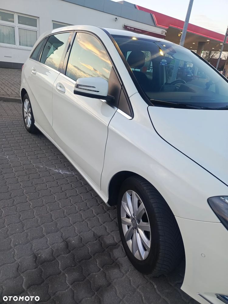 Mercedes-Benz Klasa B 180 CDI BlueEFFICIENCY Edition Style - 4