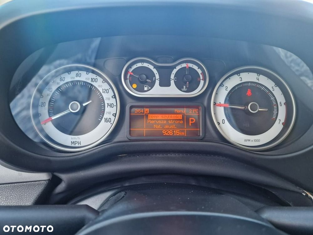 Fiat 500L - 8