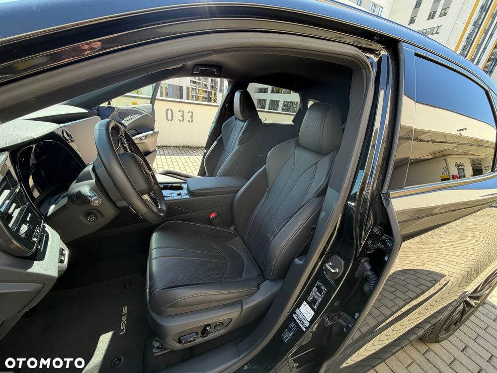 Lexus RX 500h F Sport - 12