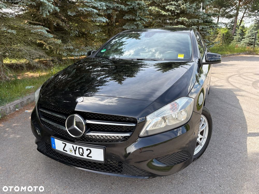 Mercedes-Benz Klasa A 180 (BlueEFFICIENCY) Urban - 1