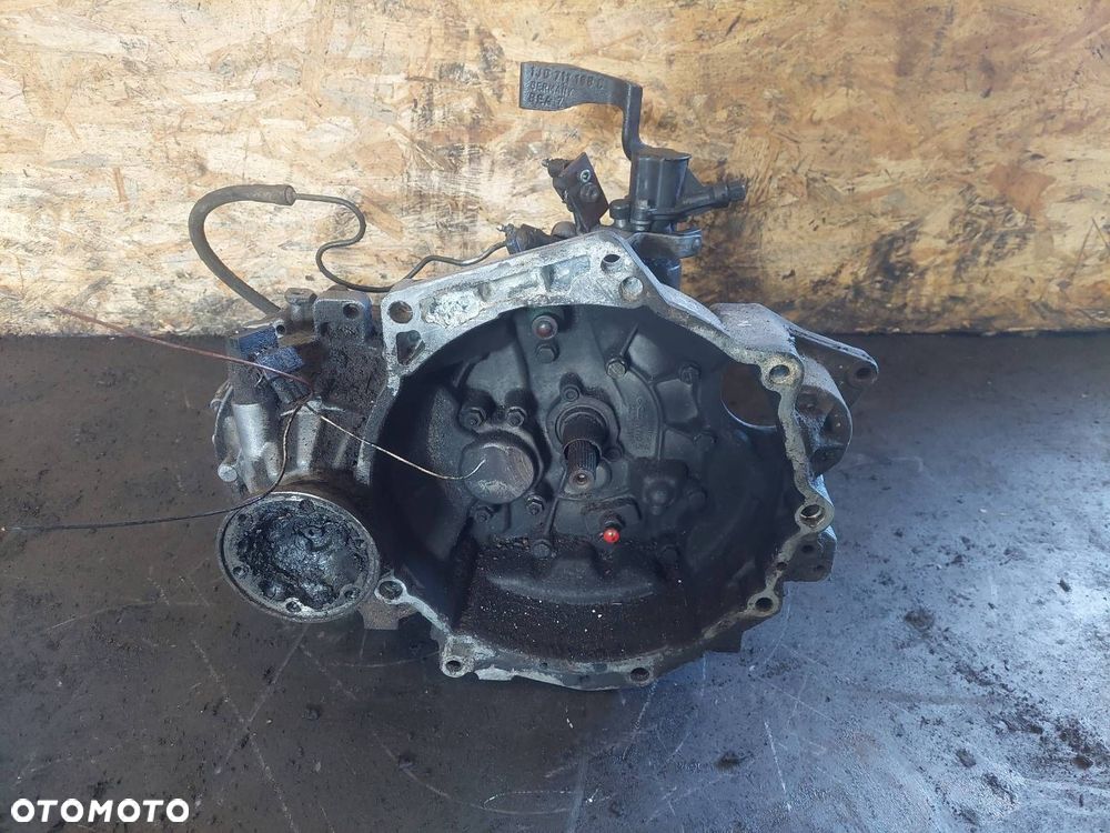 SKRZYNIA BIEGÓW AUDI A3 8L LIFT 1.8 T MANUAL 5 BIEGÓW DBZ ID: 238073 - 1