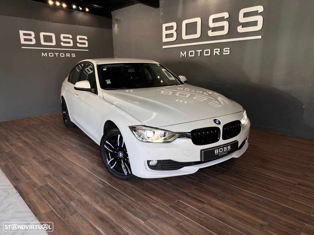 BMW 318 d Line Sport - 3