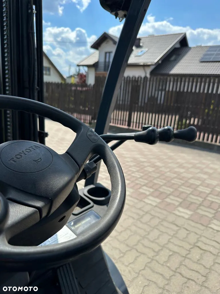 Toyota 02-8FGF18 - 6