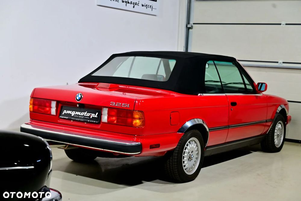 BMW Seria 3 325i - 11