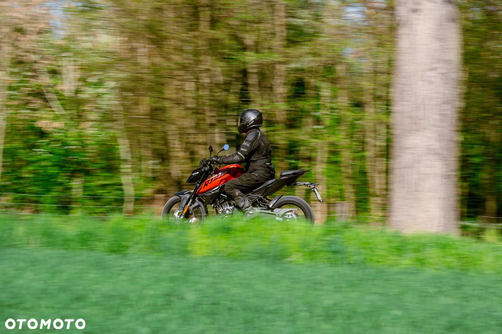 VOGE R125S - 22