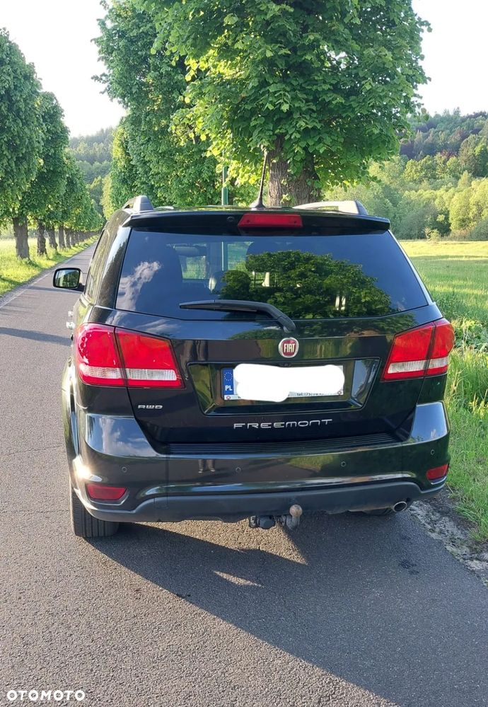 Fiat Freemont 2.0 Multijet Lounge AWD - 4