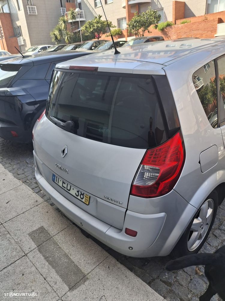 Renault Scénic 1.5 dCi SE Exclusive - 2