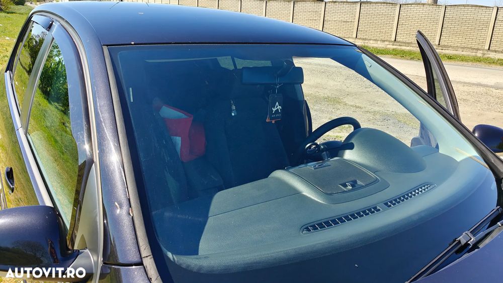 Volkswagen Golf 1.9 TDI Comfortline - 15