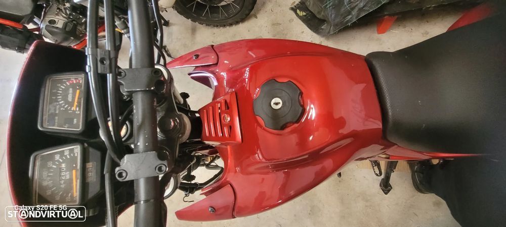 Yamaha XT XT600e - 9