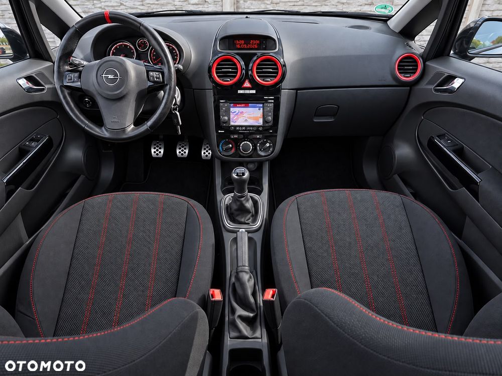 Opel Corsa 1.4 16V Sport - 10