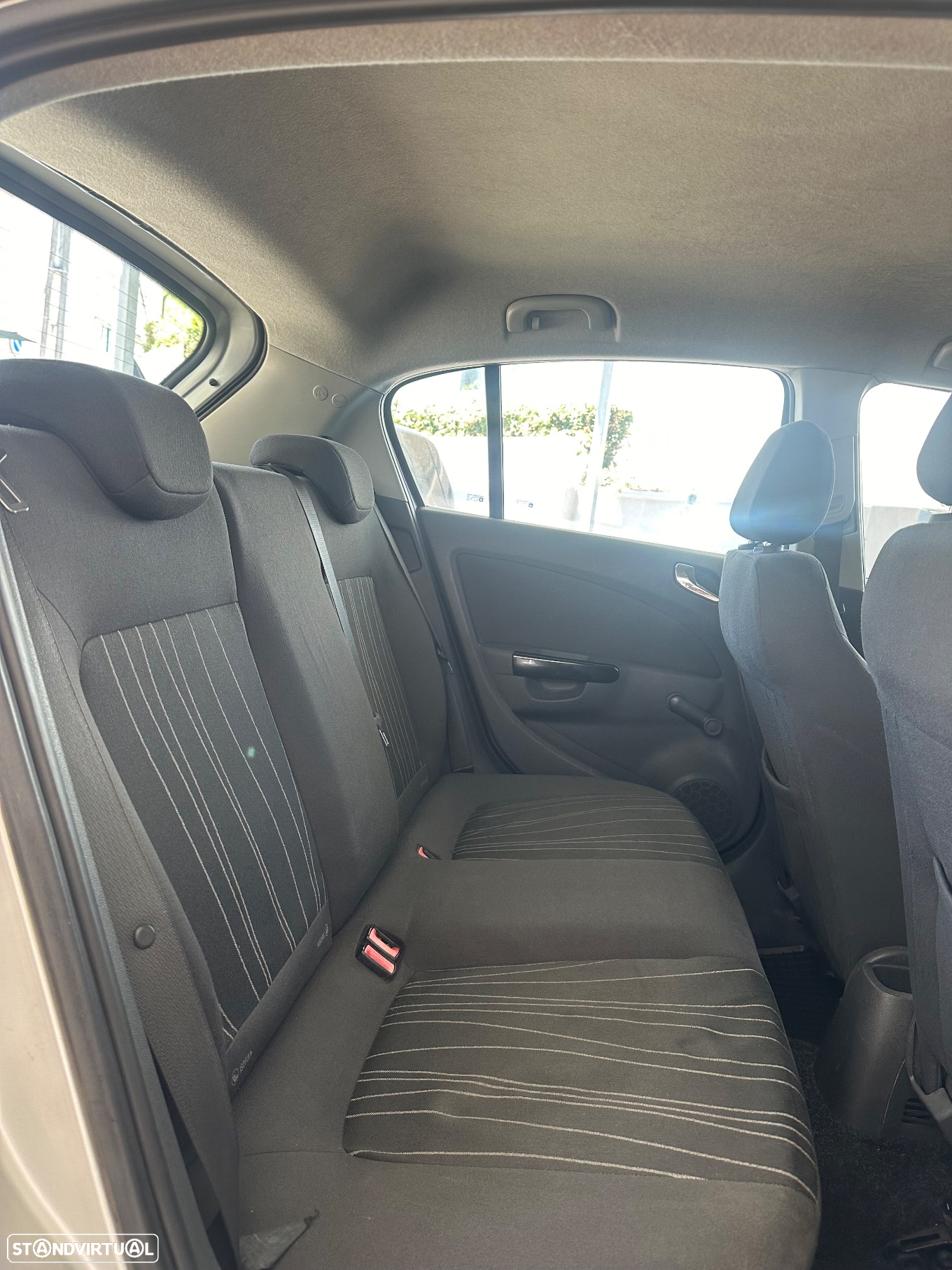 Opel Corsa 1.2 Enjoy Easytronic - 16