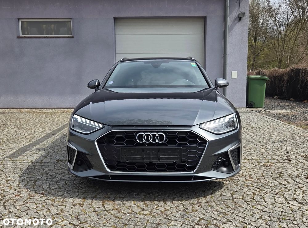 Audi A4 Avant 35 TFSI S tronic S line - 2