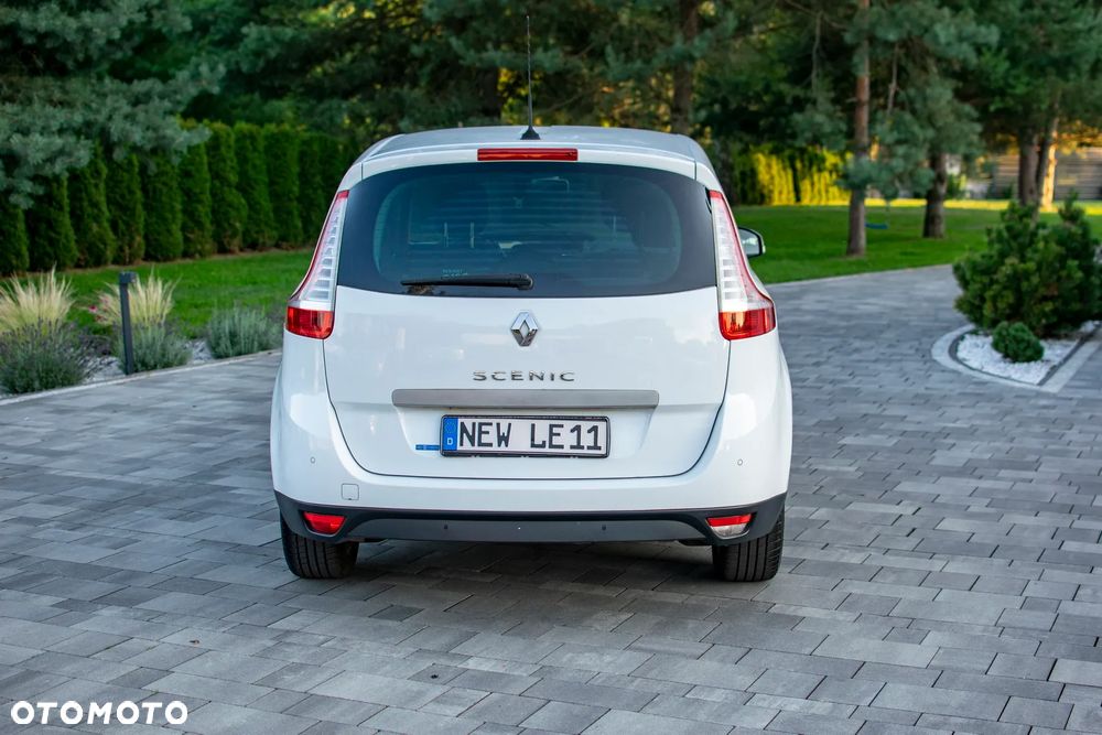 Renault Grand Scenic - 26