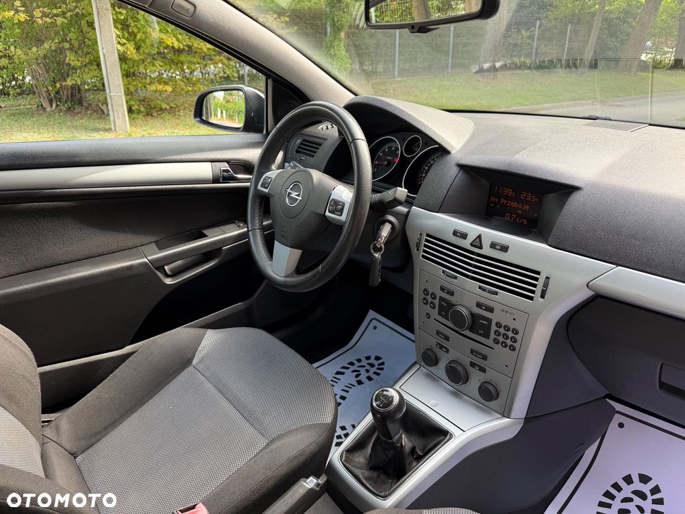 Opel Astra 1.4 Edition 111 Jahre - 10