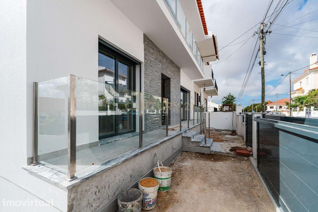 Moradia Quinta do Chiado, Sobreda  - Construção Moderna c/ espaço exte - Grande imagem: 2/44