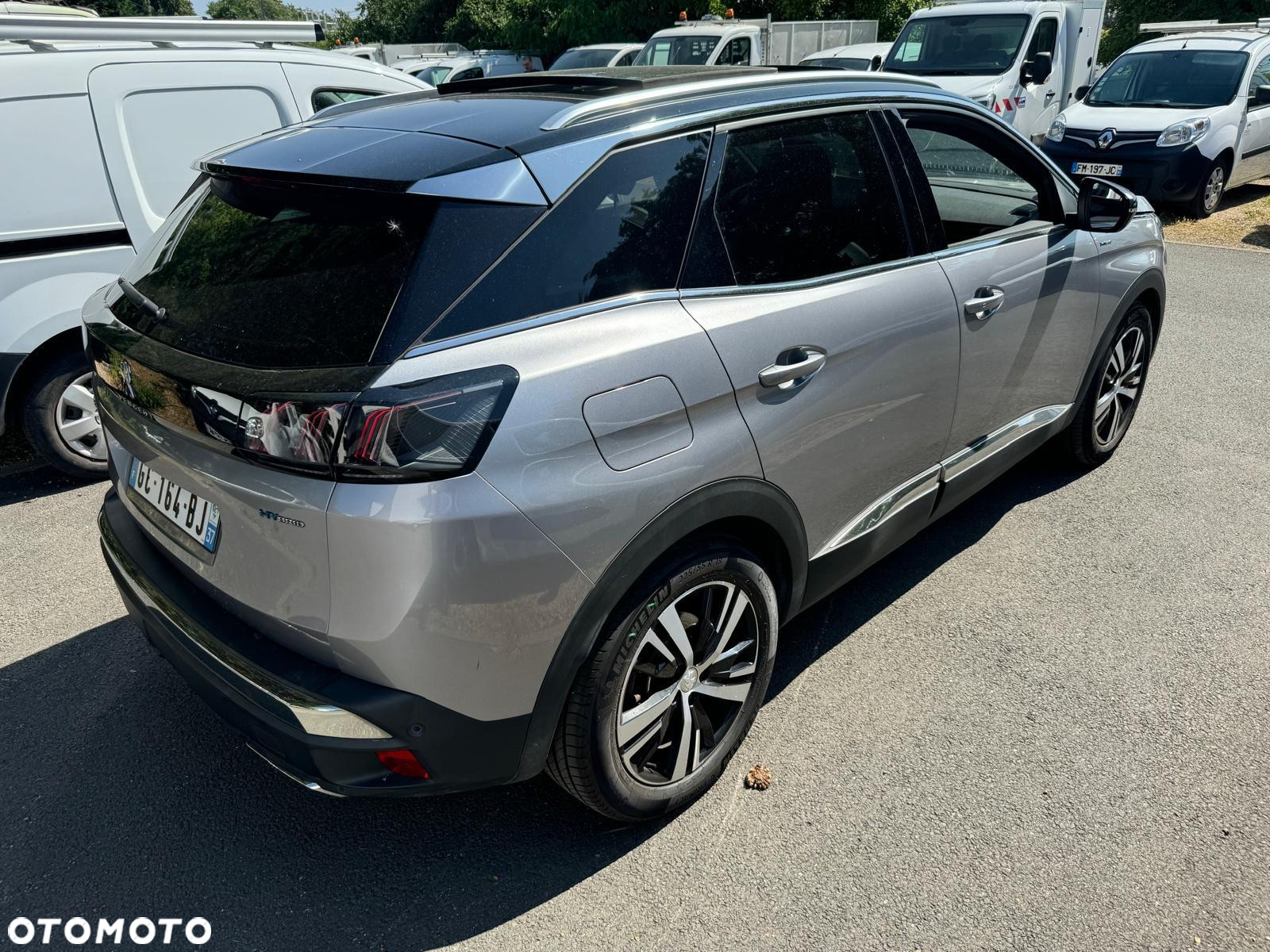 Peugeot 3008 Plug-In Hybrid 225 e-EAT8 GT - 7