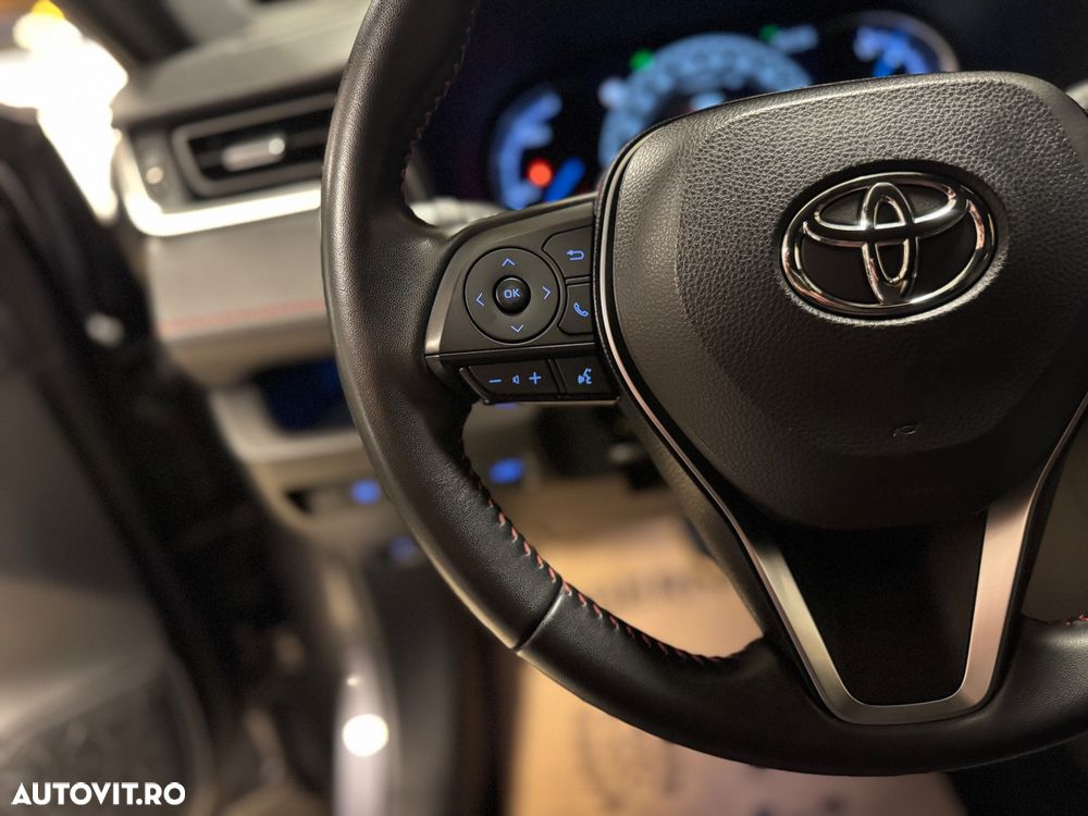TOYOTA RAV4 2021 — imagine 9
