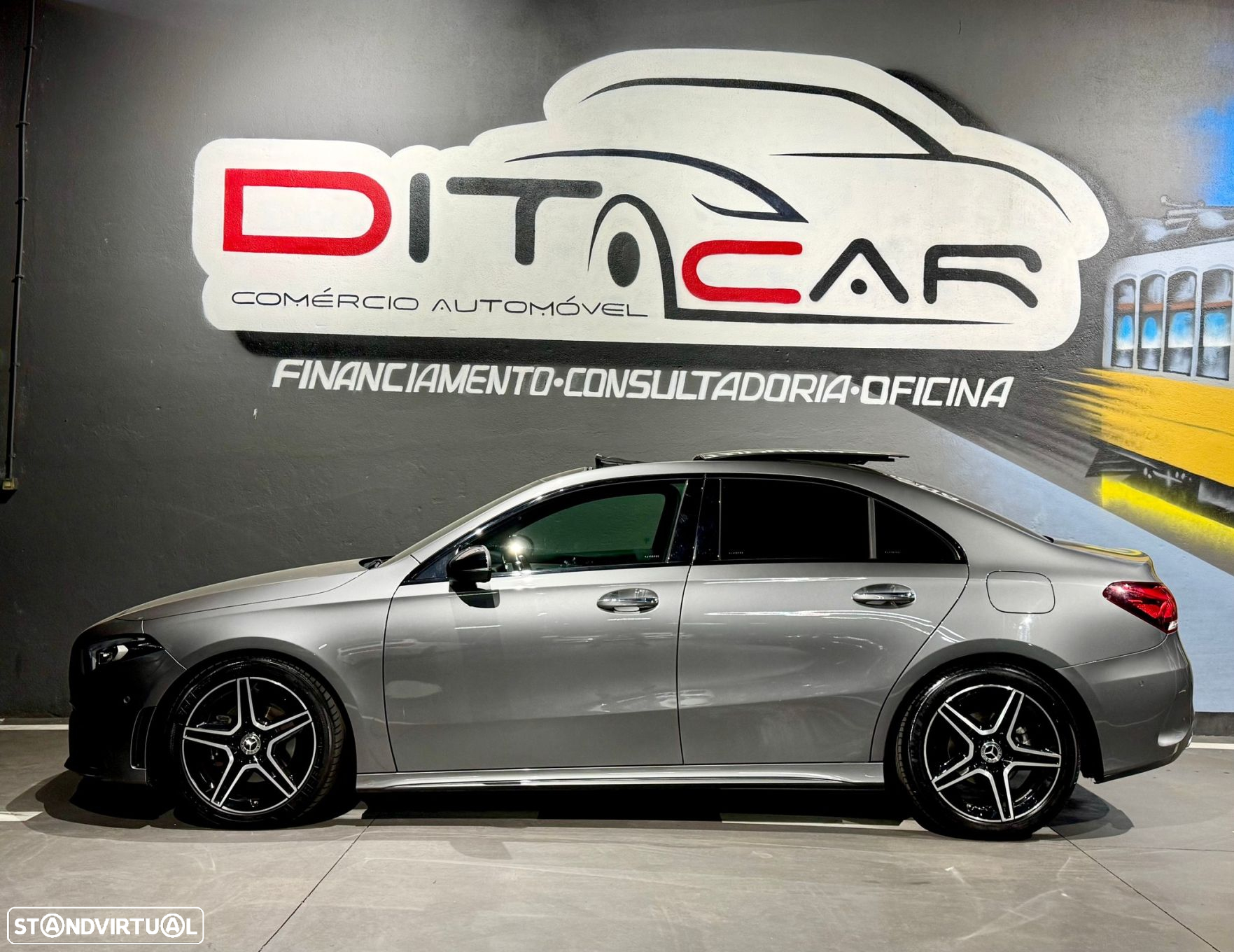 Mercedes-Benz A 200 Limousine d 4Matic 8G-DCT AMG Line - 4