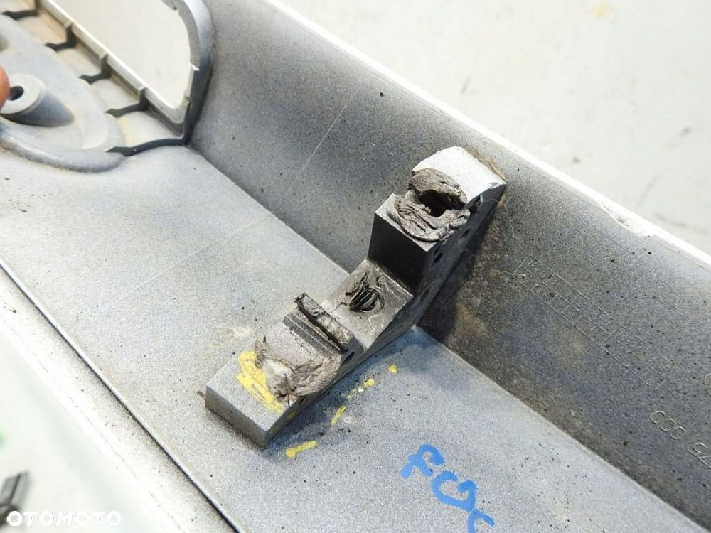 LISTWA BLENDA KLAPY TYŁ 5B FORD FOCUS MK3 3M51-A43404-AEW - 3