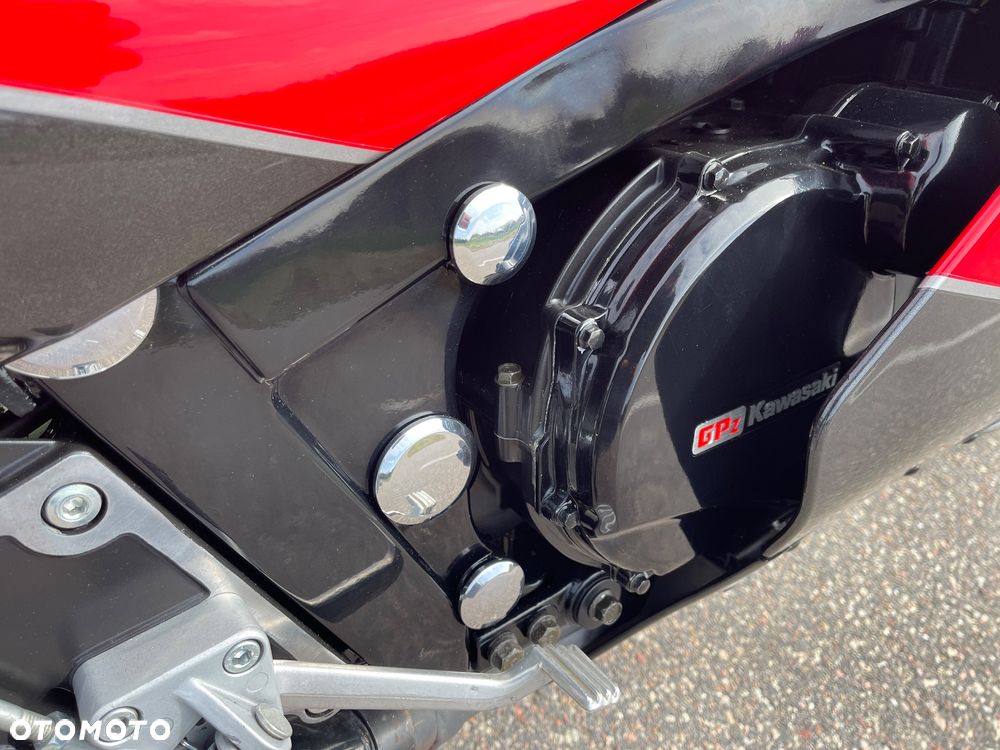 Kawasaki GPZ - 10