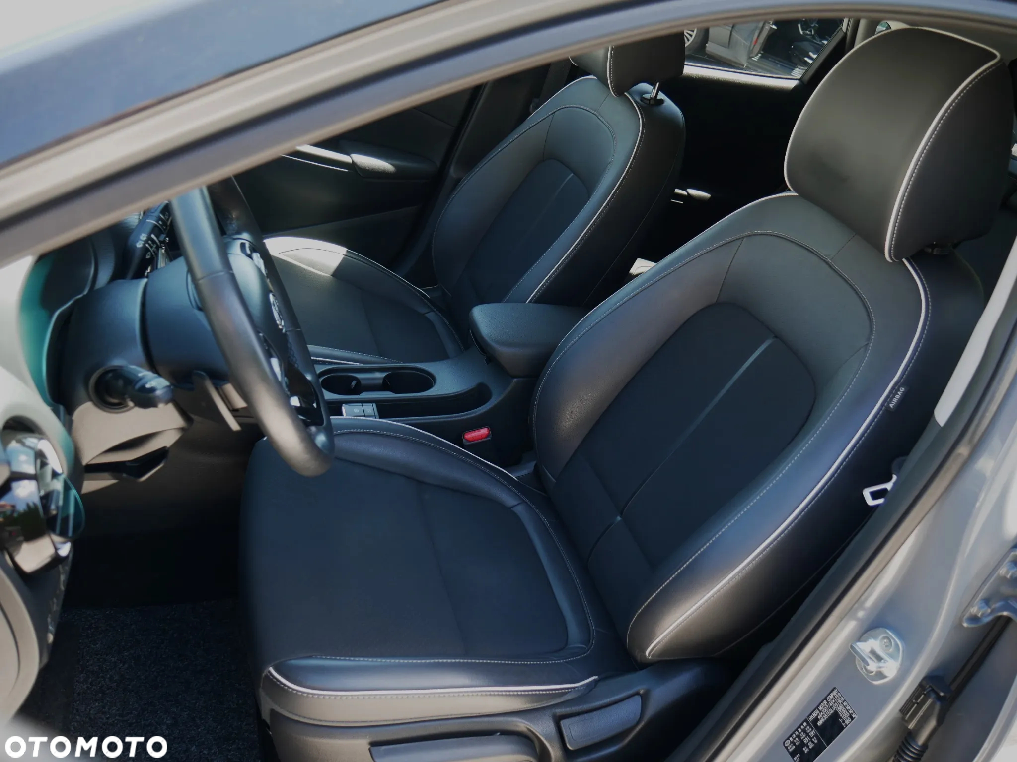 Hyundai Kona - 24