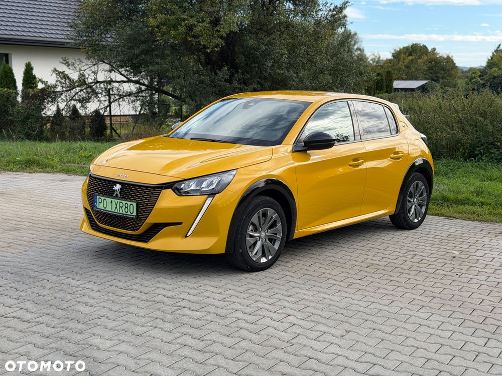Peugeot 208 50kWh Allure - 2