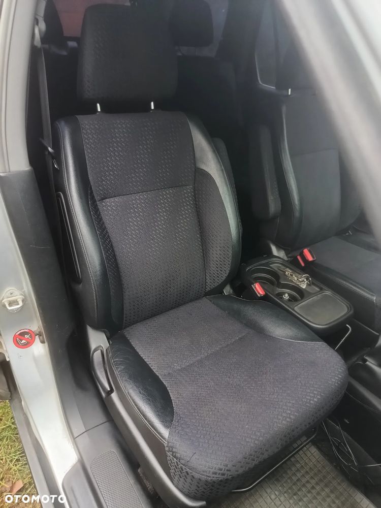 Honda CR-V 2.0i LS - 9