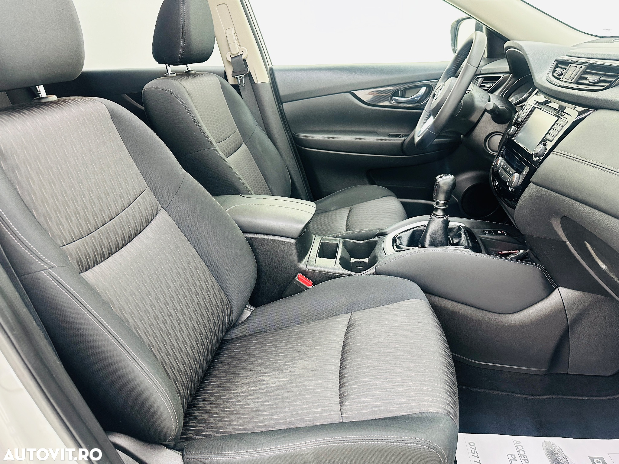 Nissan X-Trail - 16